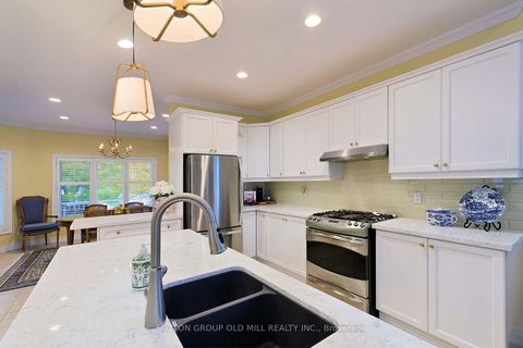 Photo 8 at 128 Carmela Avenue, Oak Ridges, Richmond Hill