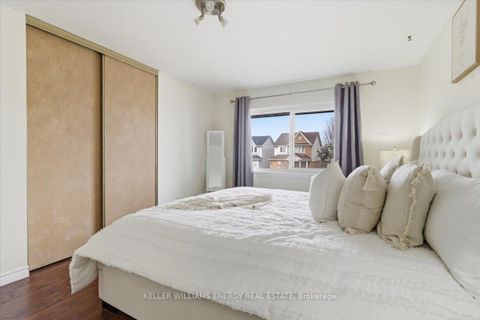 Photo 25 at 13 - 155 Glovers Road E, Samac, Oshawa