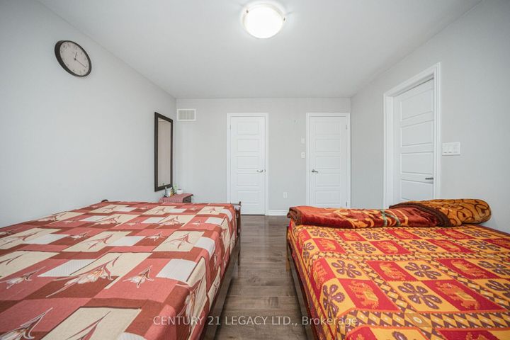 Photo 22 at 40 Donomore Drive, Northwest Brampton, Brampton