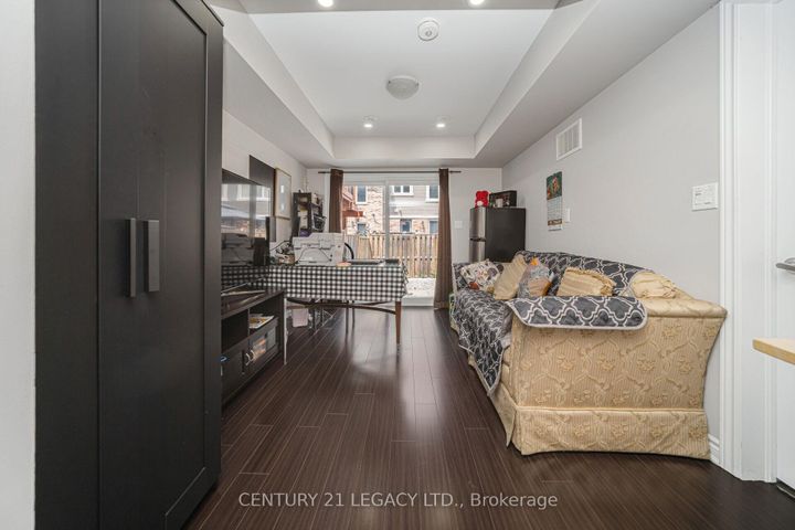 Photo 32 at 40 Donomore Drive, Northwest Brampton, Brampton