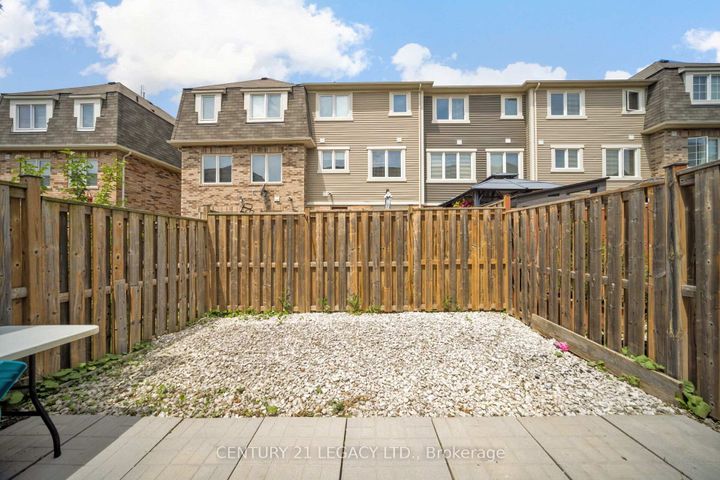 Photo 40 at 40 Donomore Drive, Northwest Brampton, Brampton