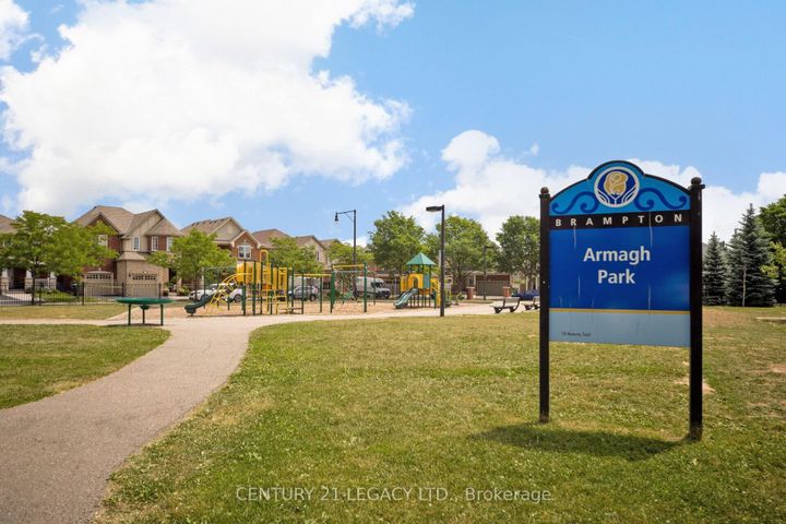 Photo 42 at 40 Donomore Drive, Northwest Brampton, Brampton