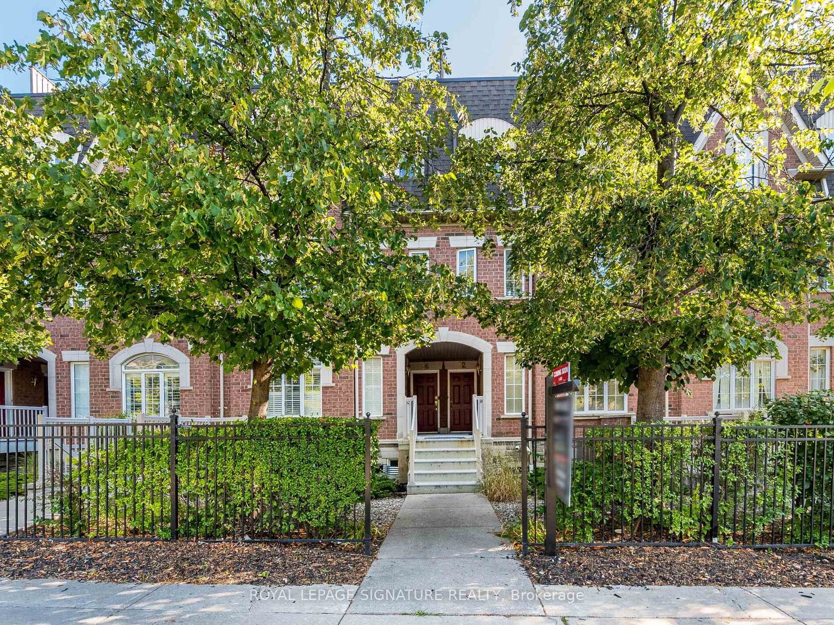 11 - 3055 Elmcreek Road, Cooksville, Mississauga 