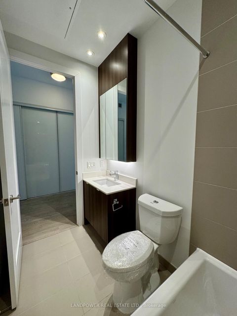 Photo 12 at 235 - 55 Merchants' Wharf, Waterfront Communities C8, Toronto