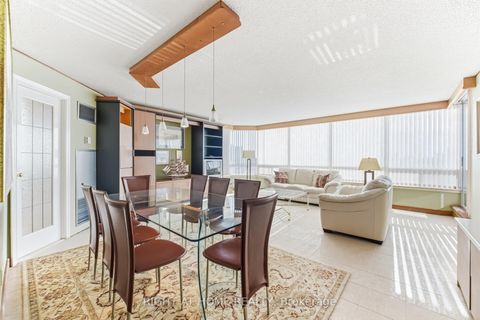 Photo 8 at 711 - 120 Promenade Circle, Brownridge, Vaughan