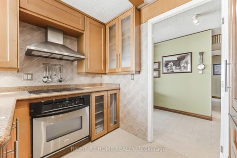 Photo 17 at 711 - 120 Promenade Circle, Brownridge, Vaughan