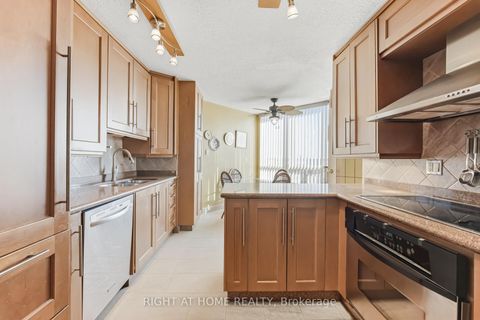 Photo 19 at 711 - 120 Promenade Circle, Brownridge, Vaughan