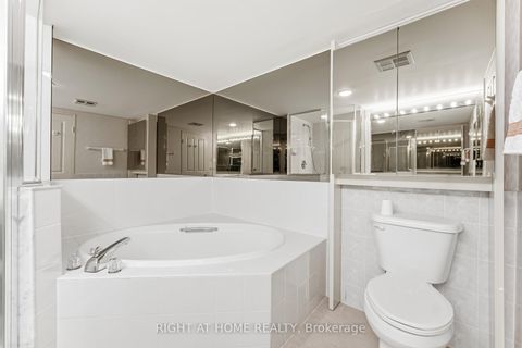 Photo 23 at 711 - 120 Promenade Circle, Brownridge, Vaughan