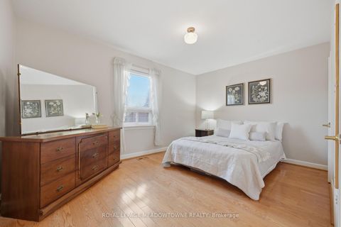 Photo 17 at 144 Silverhill Drive, City Centre West, Toronto