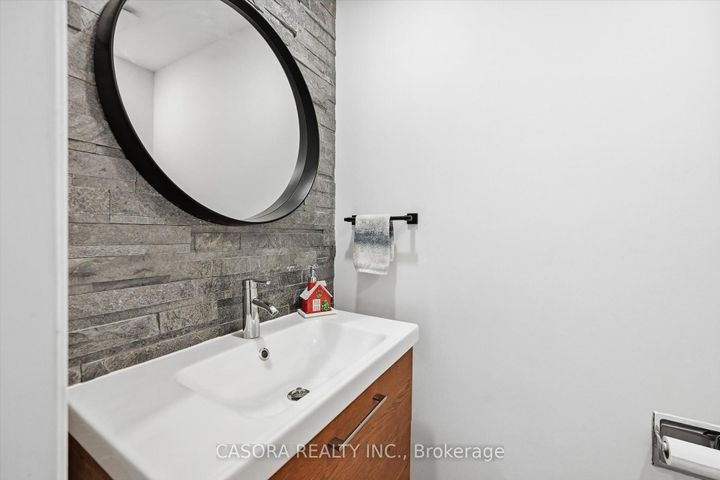 Photo 3 at 112 - 680 Regency Court, Roseland, Burlington