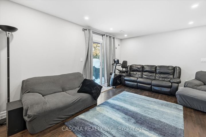 Photo 33 at 112 - 680 Regency Court, Roseland, Burlington