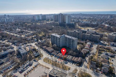 Photo 2 at 59 Chapman Avenue, Parkview, Toronto