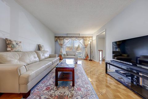 Photo 14 at 59 Chapman Avenue, Parkview, Toronto