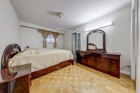 Photo 24 at 59 Chapman Avenue, Parkview, Toronto