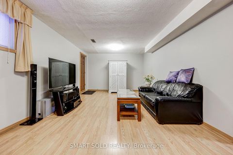 Photo 38 at 59 Chapman Avenue, Parkview, Toronto