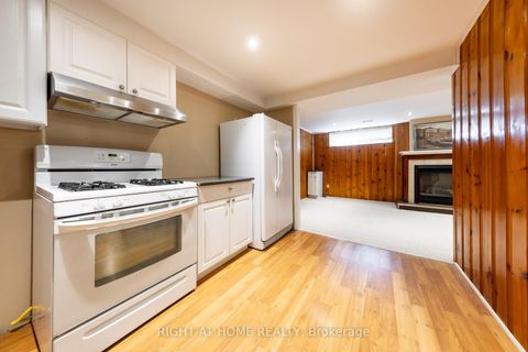 Photo 11 at 35 Hathway Drive, Bendale, Toronto