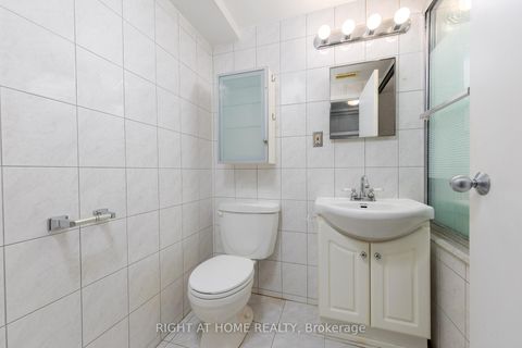 Photo 14 at 35 Hathway Drive, Bendale, Toronto