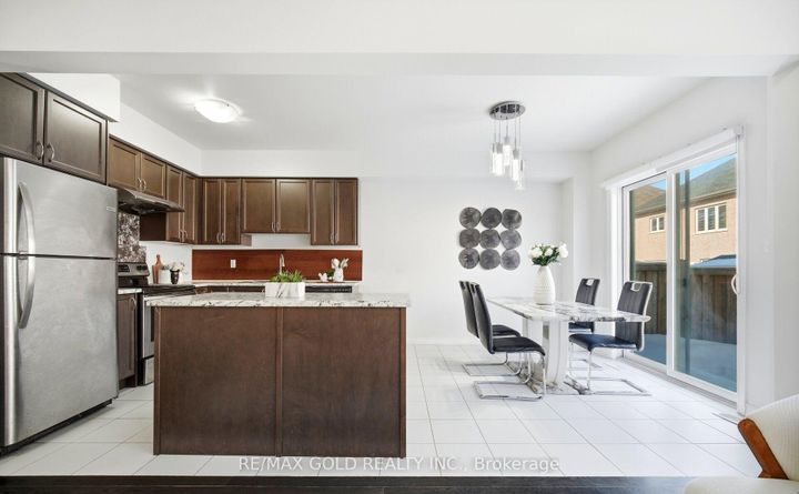 Photo 14 at 15 Hines Street, Northwest Brampton, Brampton