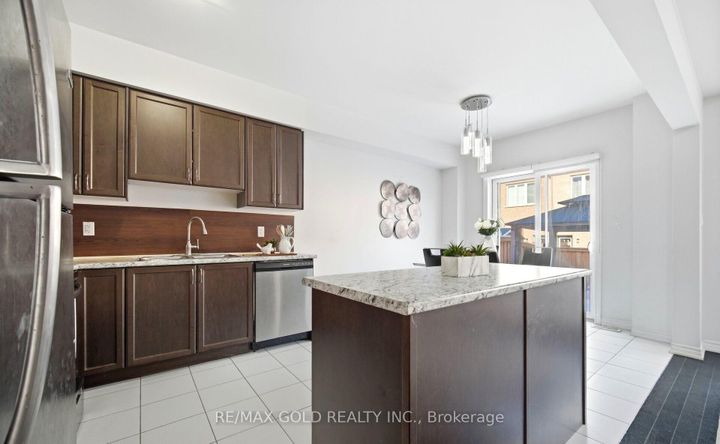 Photo 15 at 15 Hines Street, Northwest Brampton, Brampton