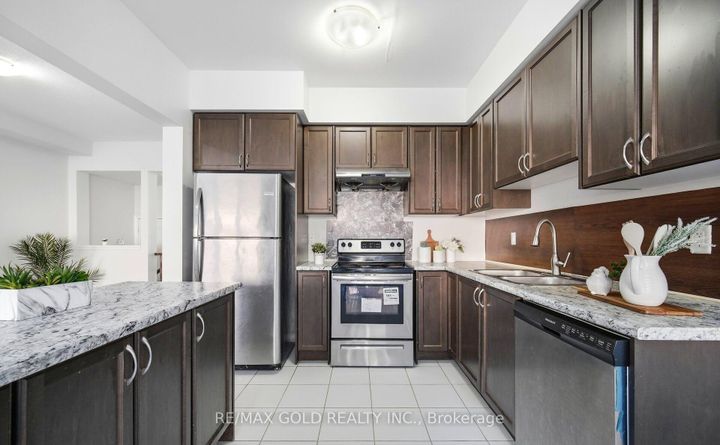 Photo 18 at 15 Hines Street, Northwest Brampton, Brampton