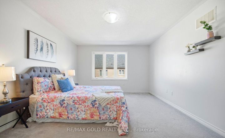 Photo 31 at 15 Hines Street, Northwest Brampton, Brampton