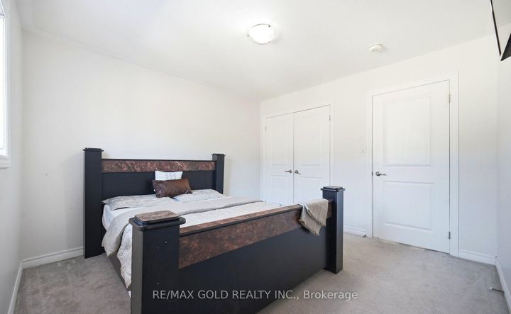 Photo 40 at 15 Hines Street, Northwest Brampton, Brampton