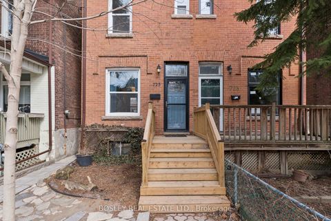Photo 1 at 725 Manning Avenue, Annex, Toronto