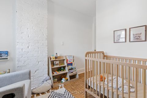 Photo 13 at 725 Manning Avenue, Annex, Toronto