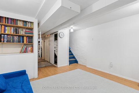 Photo 22 at 725 Manning Avenue, Annex, Toronto