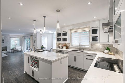 Photo 18 at 46 Pineneedle Drive, Hills of St Andrew, Aurora