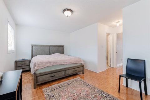 Photo 9 at 67 Dybal Street, Vellore Village, Vaughan