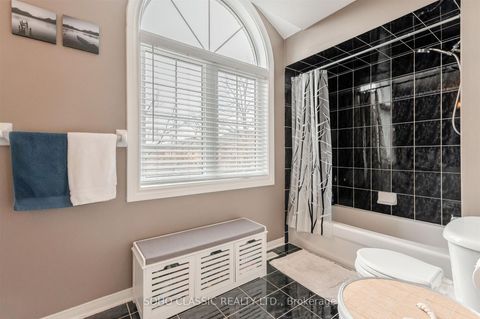 Photo 15 at 67 Dybal Street, Vellore Village, Vaughan