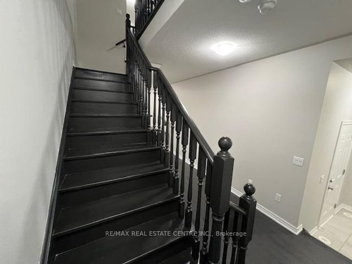 Photo 6 at 441 Brooklyn Common, JM Joshua Meadows, Oakville