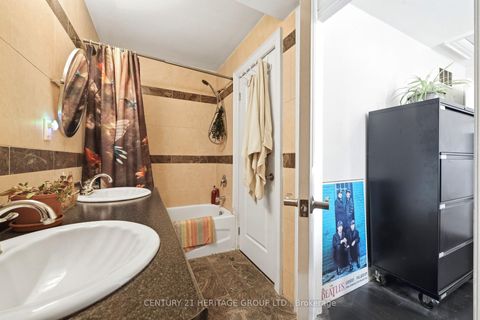 Photo 16 at 143 Silas Boulevard, Keswick North, Georgina