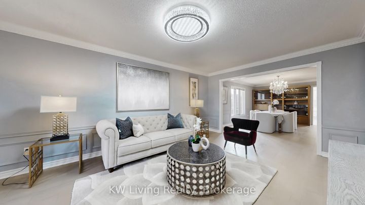 Photo 4 at 50 Brookshill Crescent, Bayview Hill, Richmond Hill