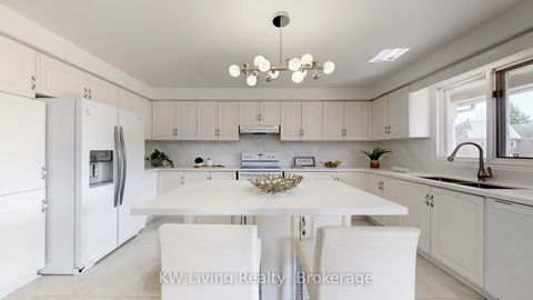 Photo 18 at 50 Brookshill Crescent, Bayview Hill, Richmond Hill