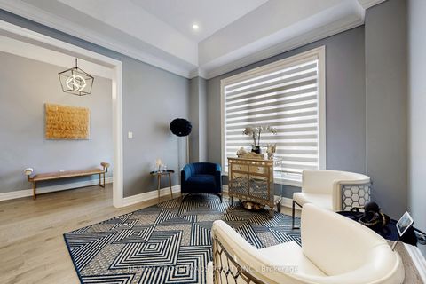 Photo 5 at 9 KINGKNOLL Crescent, Keswick South, Georgina