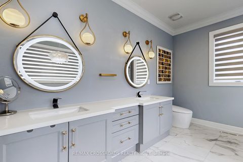 Photo 19 at 9 KINGKNOLL Crescent, Keswick South, Georgina