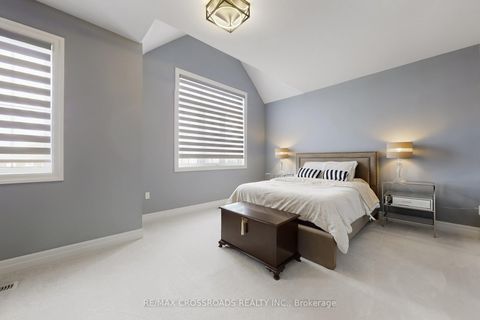 Photo 26 at 9 KINGKNOLL Crescent, Keswick South, Georgina