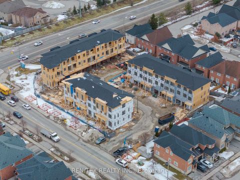 Photo 4 at 10 Baldwin Ransom Lane, Oak Ridges Lake Wilcox, Richmond Hill