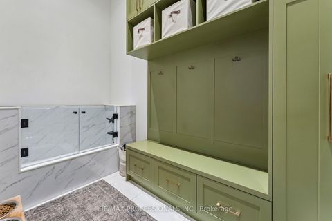 Photo 18 at 7 Ranwood Drive, Pelmo Park W4, Toronto