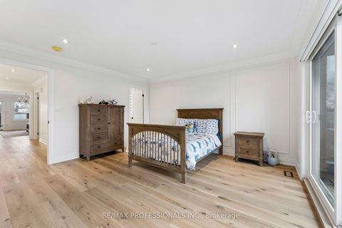 Photo 30 at 7 Ranwood Drive, Pelmo Park W4, Toronto