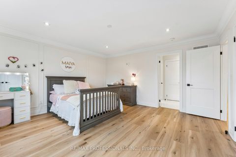 Photo 36 at 7 Ranwood Drive, Pelmo Park W4, Toronto