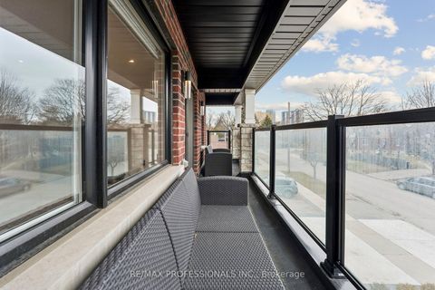 Photo 43 at 7 Ranwood Drive, Pelmo Park W4, Toronto