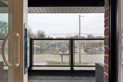 Photo 44 at 7 Ranwood Drive, Pelmo Park W4, Toronto