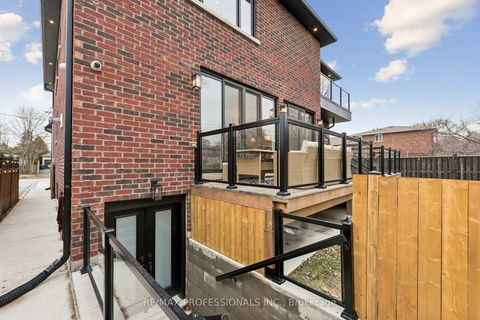 Photo 48 at 7 Ranwood Drive, Pelmo Park W4, Toronto