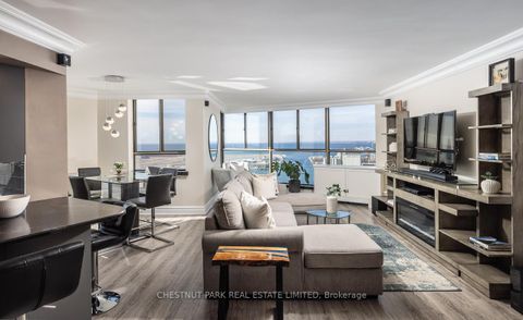 Photo 2 at 3101 - 270 Queens Quay W, Waterfront Communities C1, Toronto