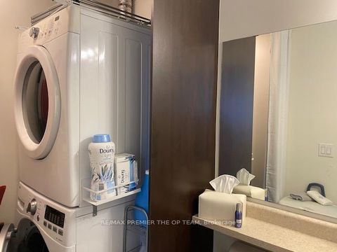 Photo 11 at 1203 - 7730 Kipling Avenue, West Woodbridge, Vaughan