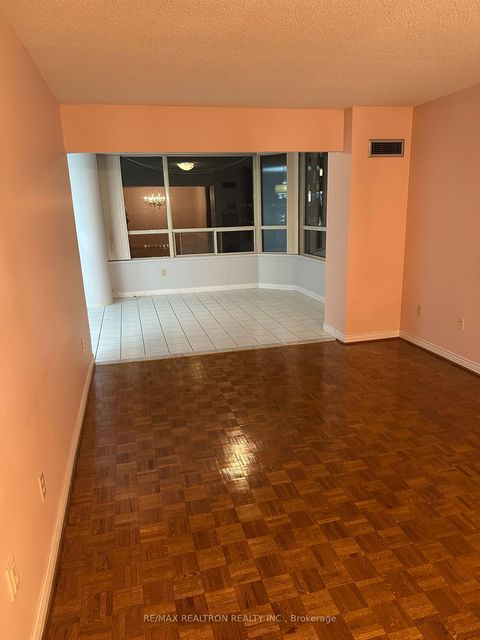 Photo 4 at 1206 - 7 Townsgate Drive, Yorkhill, Vaughan