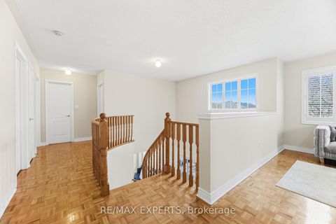 Photo 17 at 2 Sequoia Road, Sonoma Heights, Vaughan